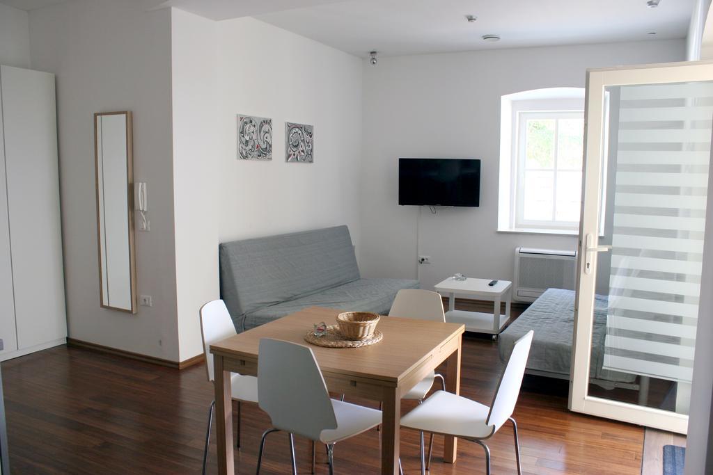 Park Apartments Izola Exterior photo